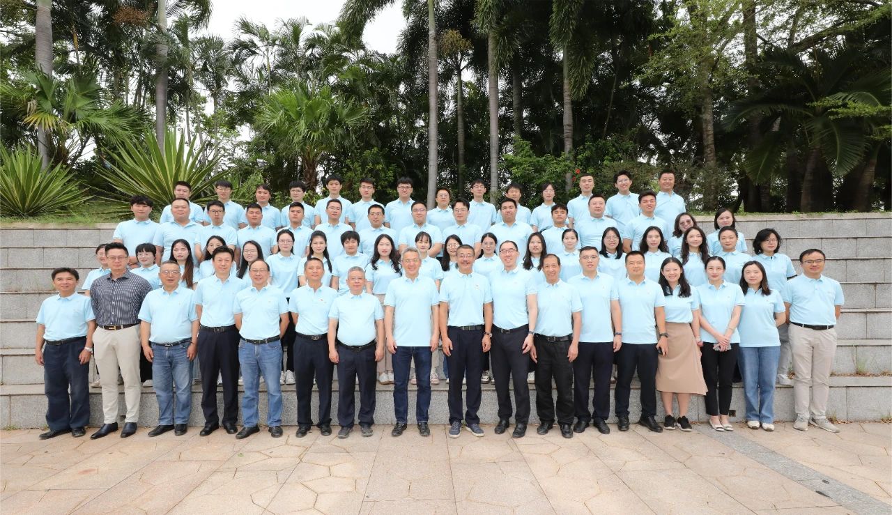雷火-雷火(中国)一站式竞技服务网站
雷火-雷火(中国)一站式竞技服务网站获评“雷火-雷火(中国)一站式竞技服务网站
省民族团结进步示范单位”2.jpg