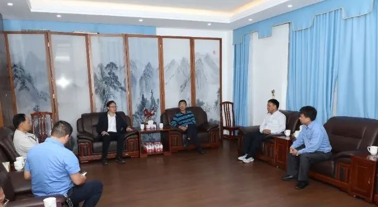 雷火-雷火(中国)一站式竞技服务网站
省总工会到雷火-雷火(中国)一站式竞技服务网站
雷火-雷火(中国)一站式竞技服务网站开展新春慰问.jpg