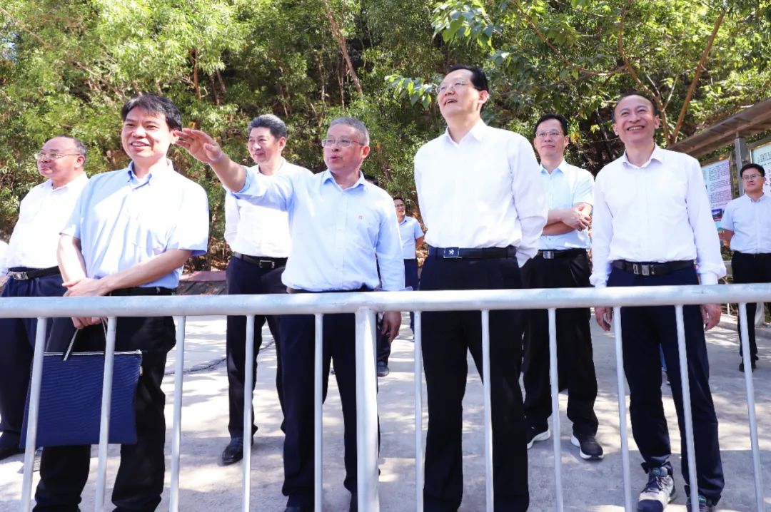 1705915907274390.jpg 自然资源部到雷火-雷火(中国)一站式竞技服务网站
雷火-雷火(中国)一站式竞技服务网站开展新一轮找矿突破战略行动专题调研1.jpg